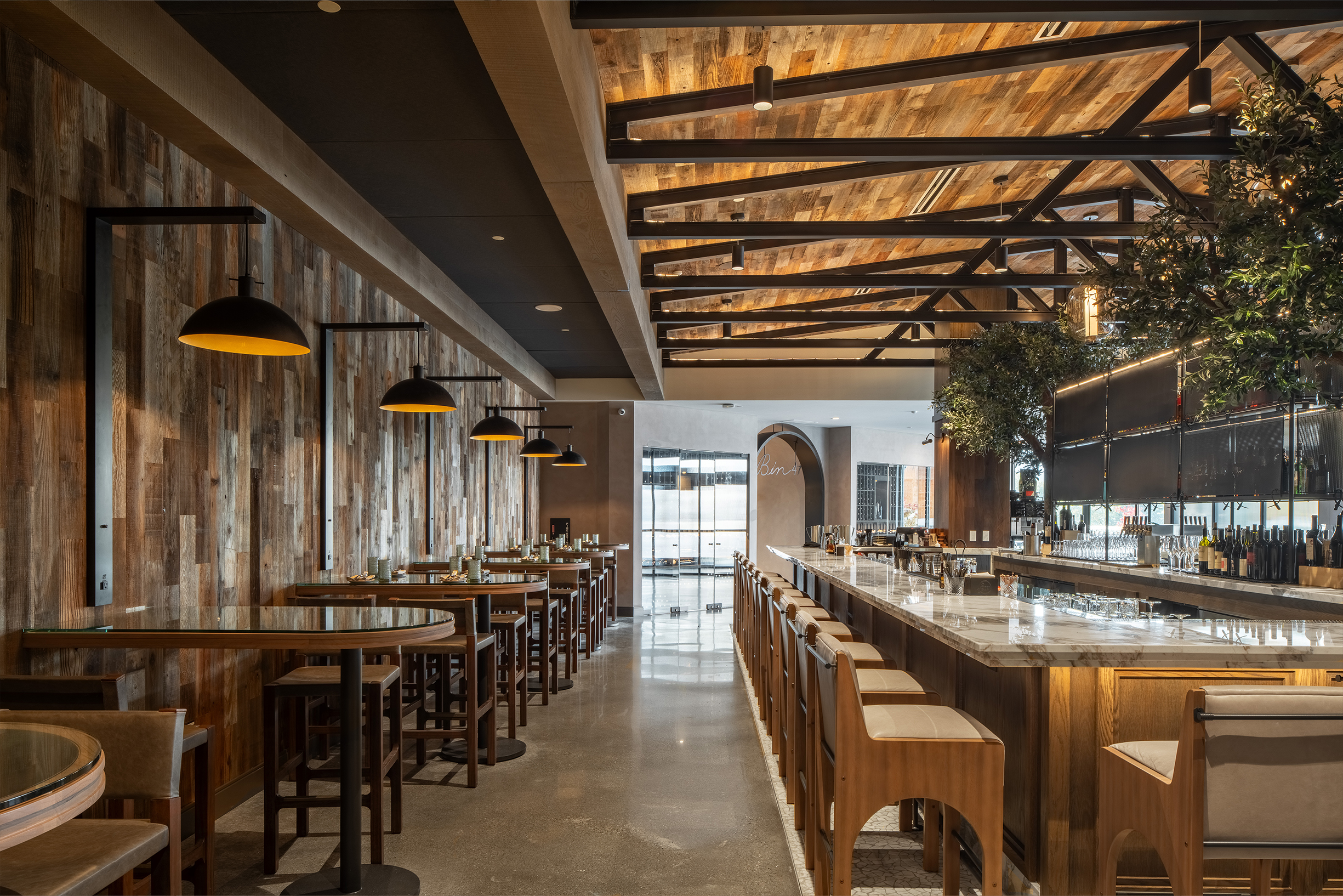 Somm bar